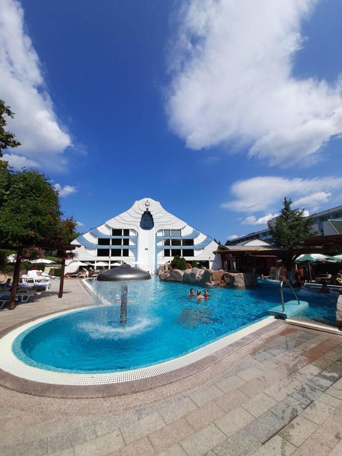 Spa Residence Carbona Heviz Apartments Kakadu 203 B Экстерьер фото